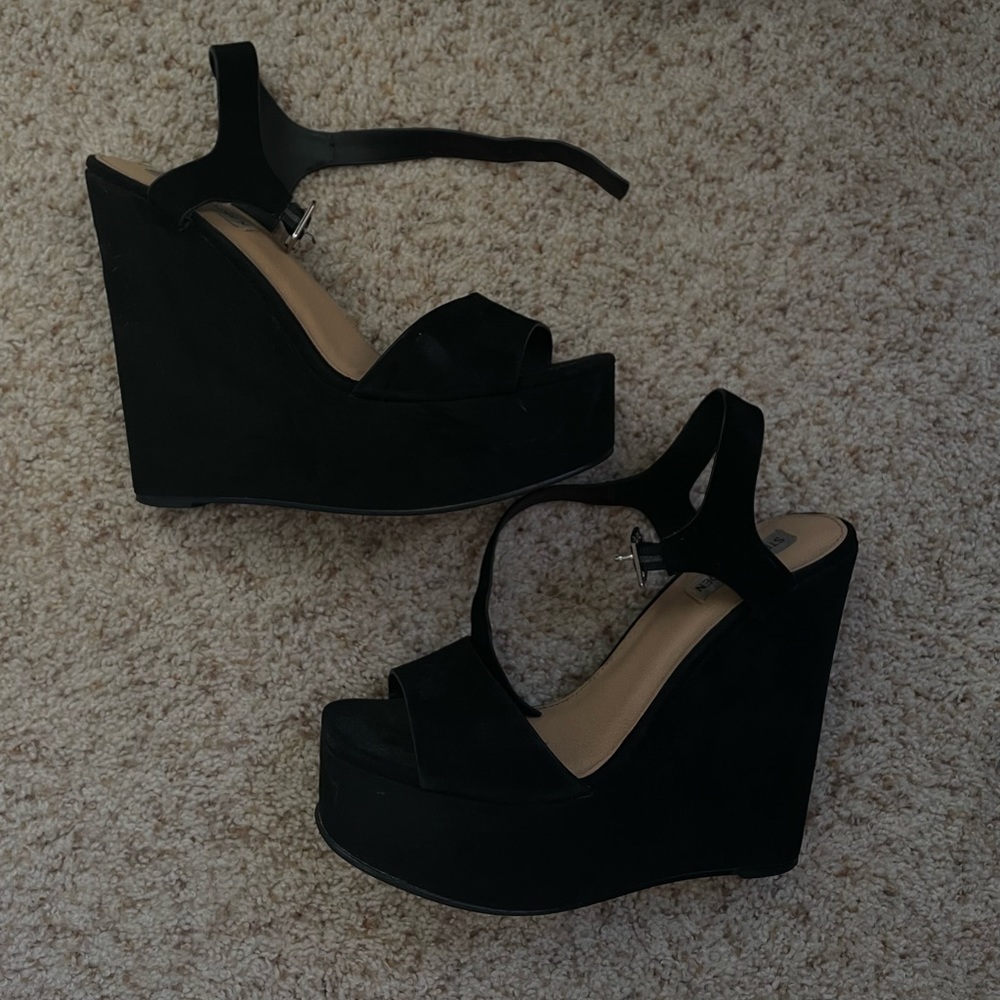 Steve Madden Black Suede Platform Wedge Sandals